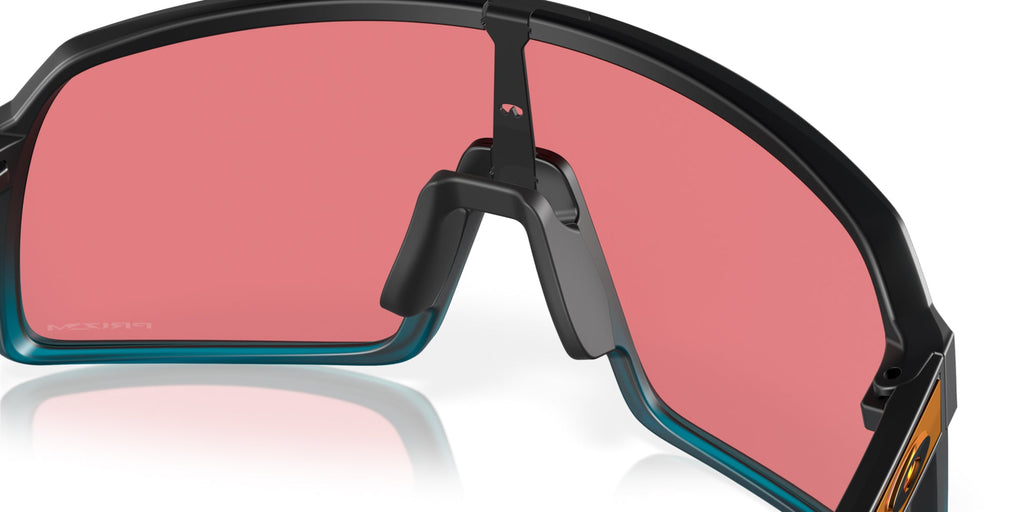 Oakley Sutro OO9406